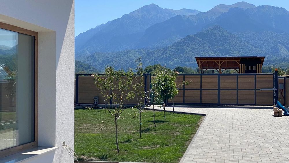Casă  verde, ecopasiva ,construita de proprietari