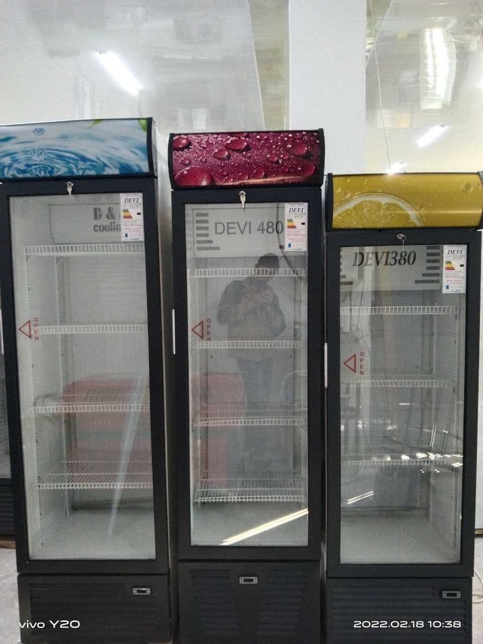 Новые Заводской DEVI витринные холодильники.