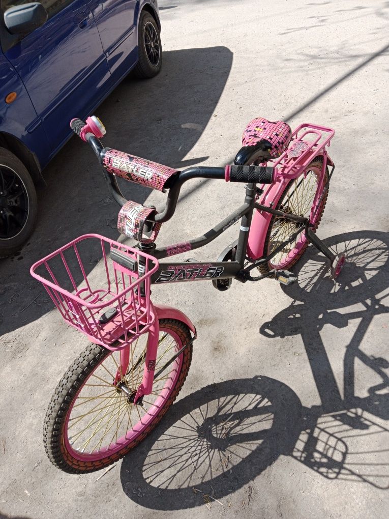 Продаю детский велосипед.