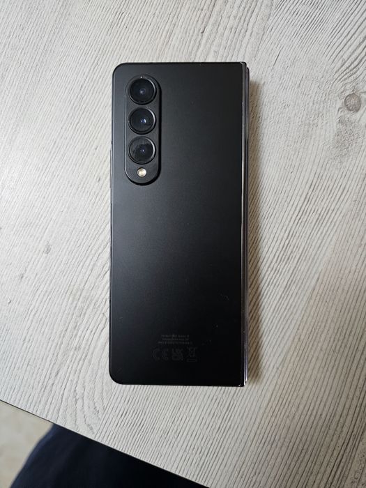 Samsung galaxy z fold 4 256