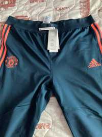 Спортно долнище Adidas Manchester United