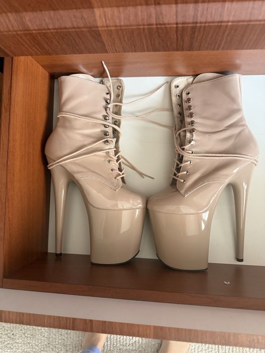 Стрипы  pleaser 37