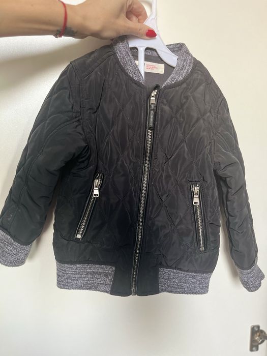 Капитонирано Яке , номерация 98 на H&M