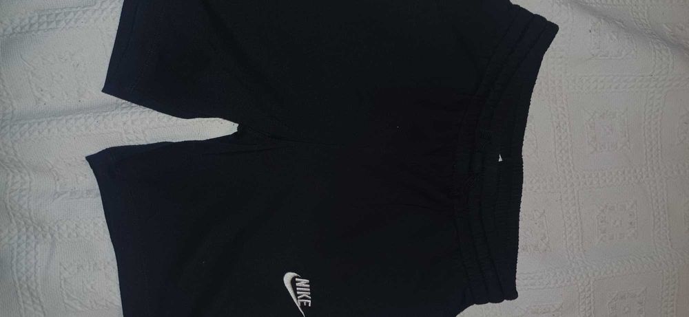 Къси ранталонки nike,jdrdan "М"размер от детското