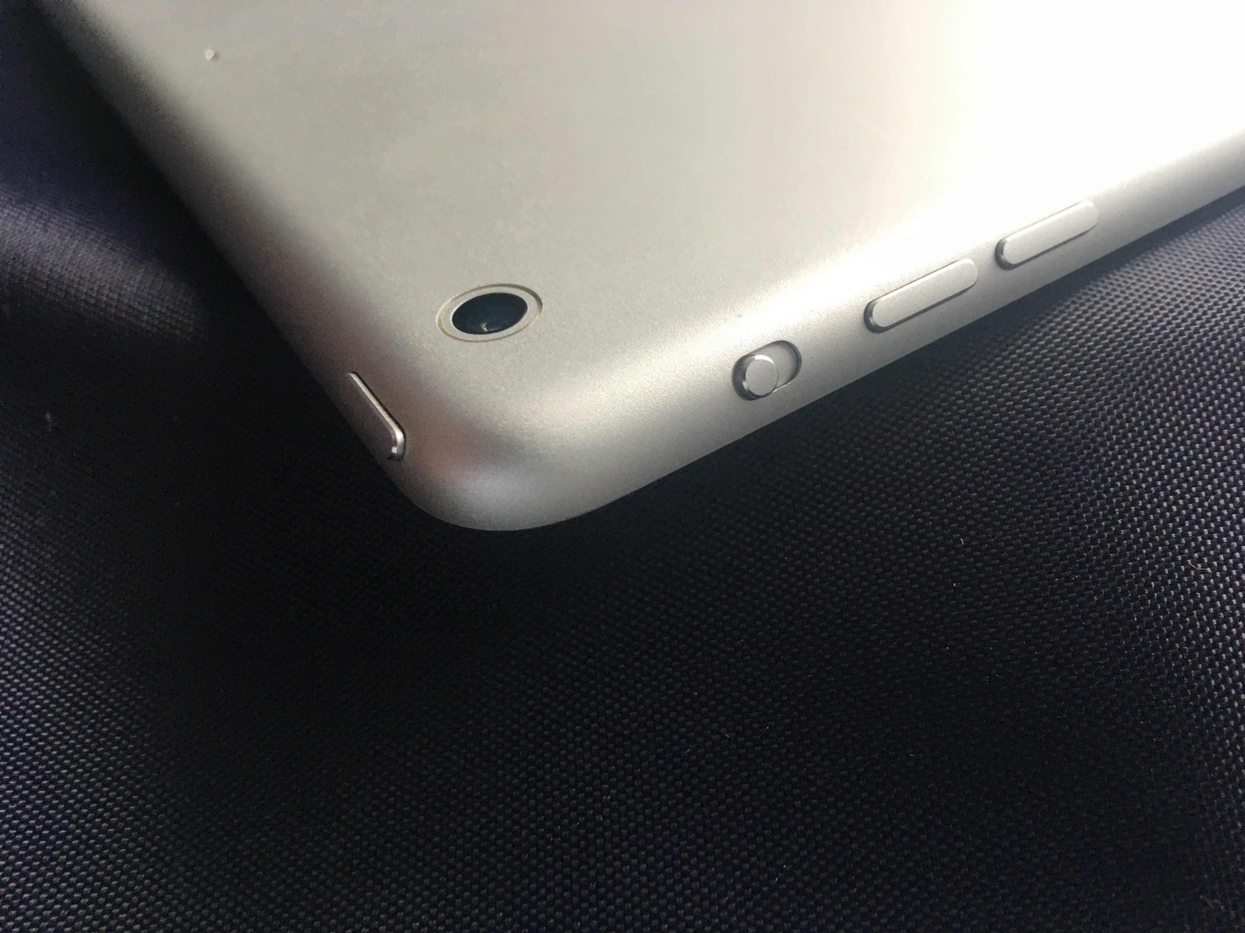 Таблет iPad Air (A1474) - WIFI