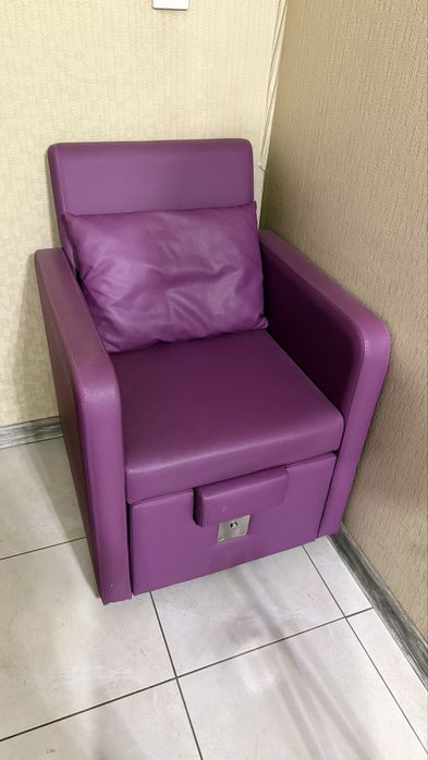 Кресло для педикюра новое