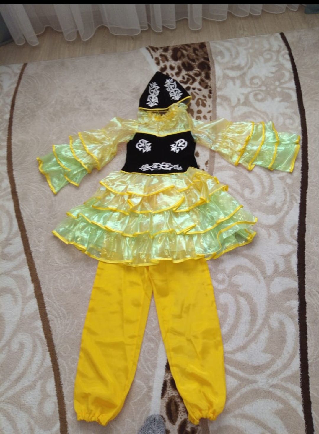 Детский казахский национальный костюм