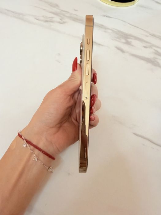 Iphone 13 pro max gold + apple watch 7