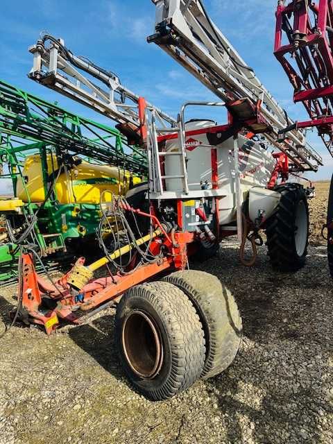 Met erbicidat Hardi Comander Kuhn Atlantique RAU John Deere 732 a 2015