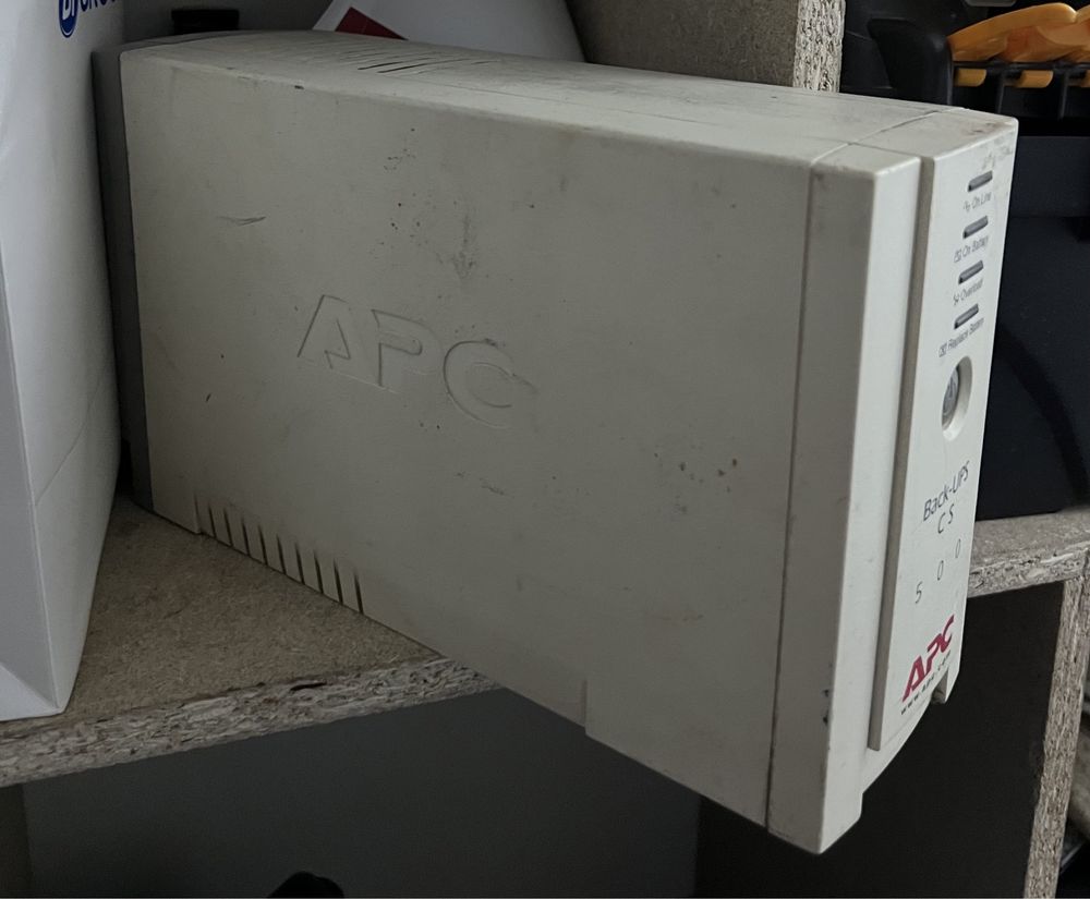 Apc back ups cs 500