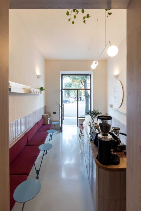 Predare business amenajat la cheie - cafenea