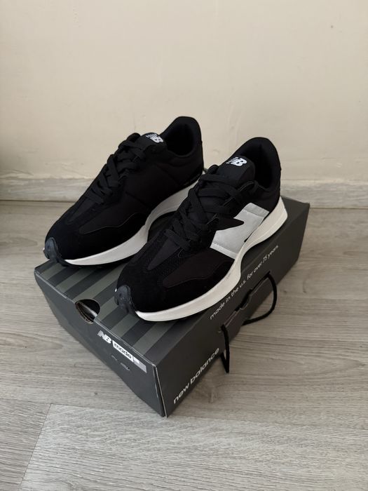 New  Balance  327