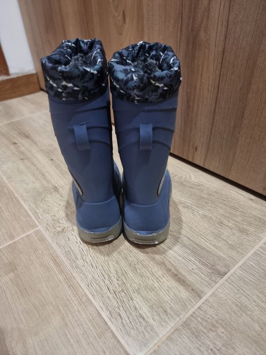 Светещи гумени ботуши 24-25 номер