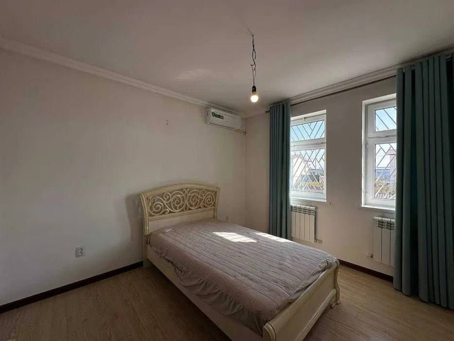 СРОЧНО продается дом , Янгихает 4 сотки, 5 комнат ( с443 )