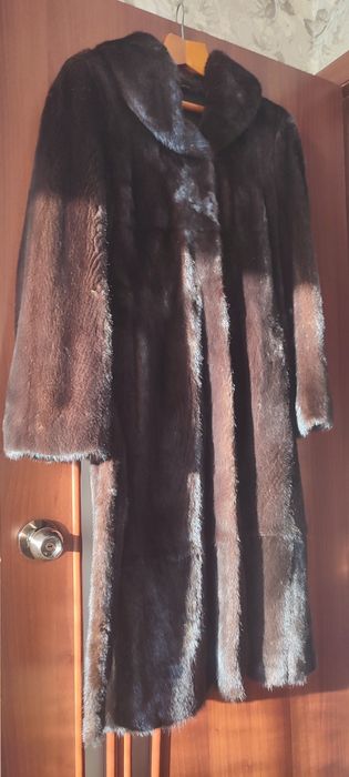 Шуба норковая в отличном состоянии