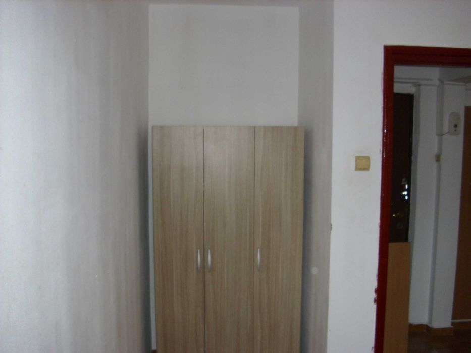 Închiriez apartament Drumul Taberei lângă liceul Lovinescu