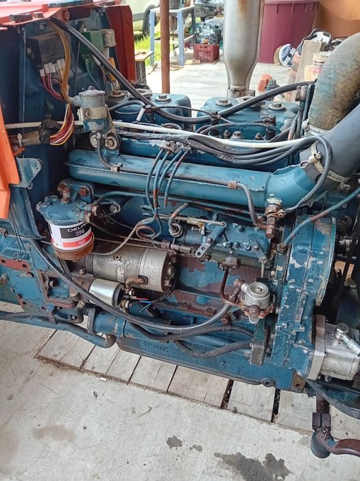 Tractor viticol pomicol solar etc. 445 550 640 vr.