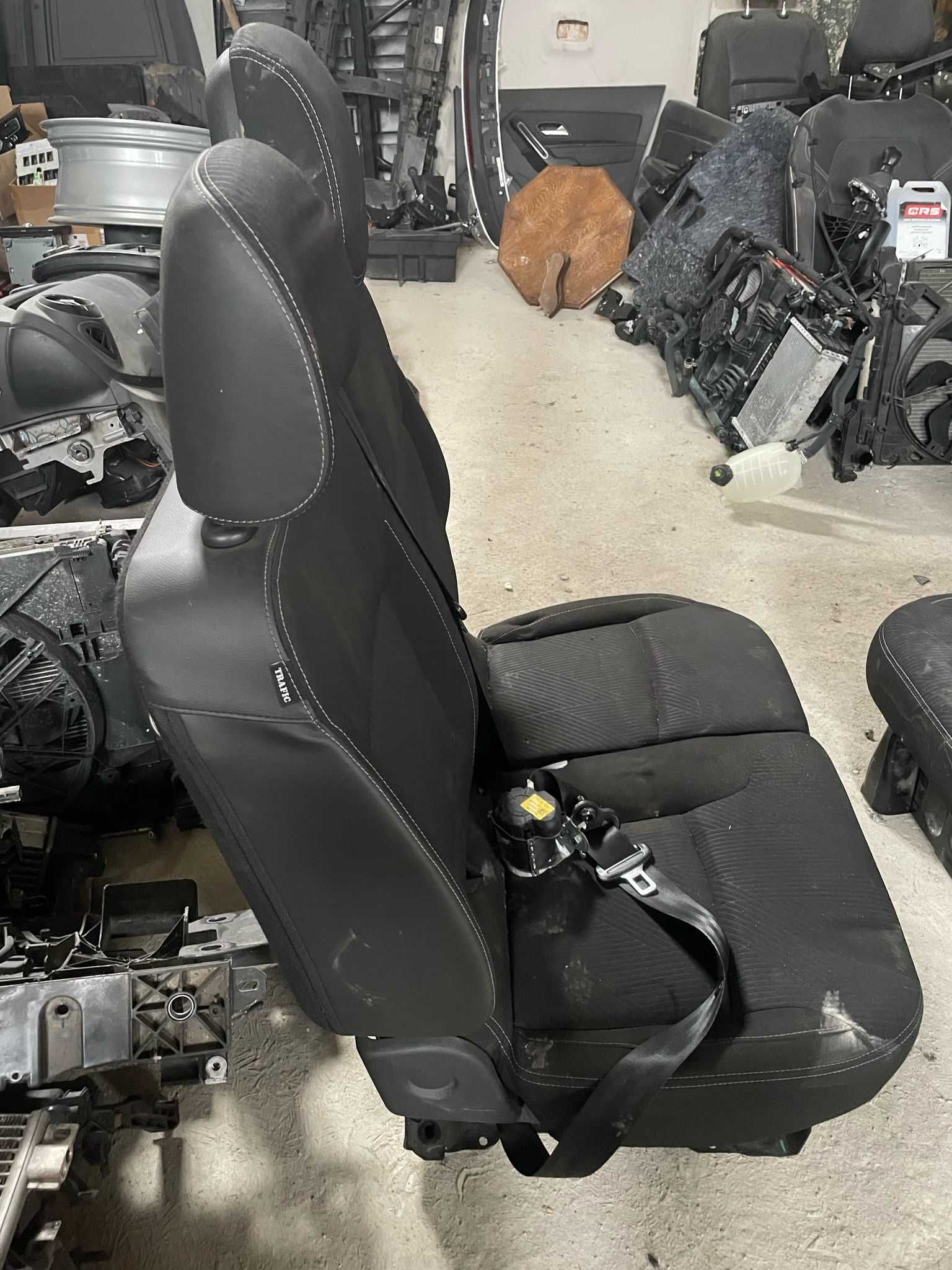Scaun banchete Renault Trafic 3 2017