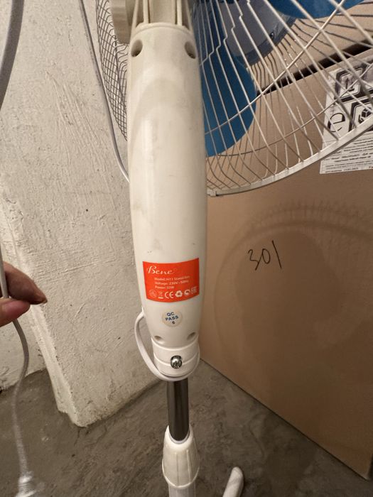 Вентилятор почти новый в идеальном состоянии