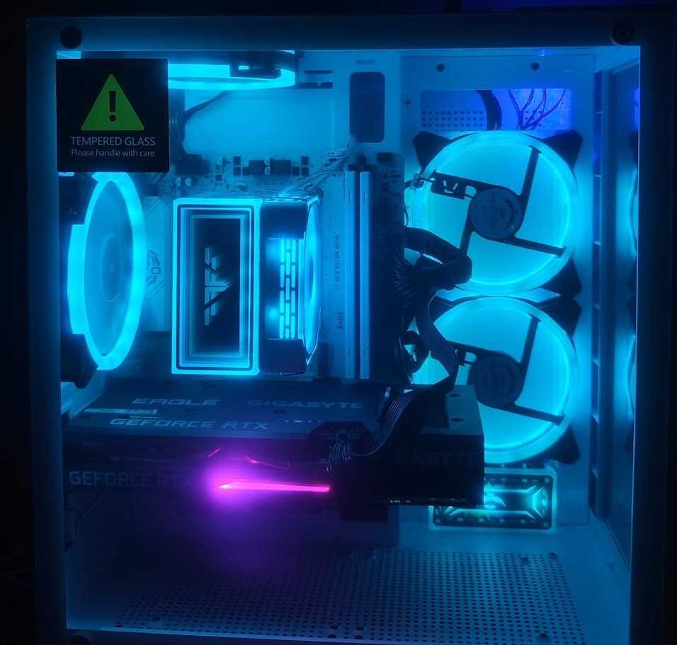Геймърски компютър Ryzen 5700x, GeForce RTX 3060 Ti,32gb ddr4,1tb nvme