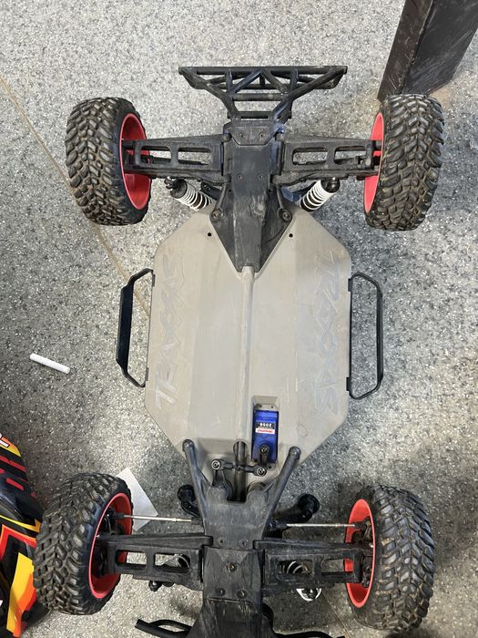 Vand automodel Traxas SLASH 1/10 4x4