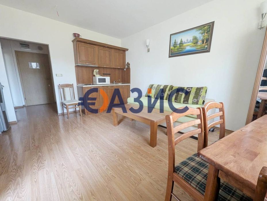 Продава се Двустаен апартамент в к.к. Слънчев бряг - 63 кв.м за 1110 €/кв.м - Снимка #3