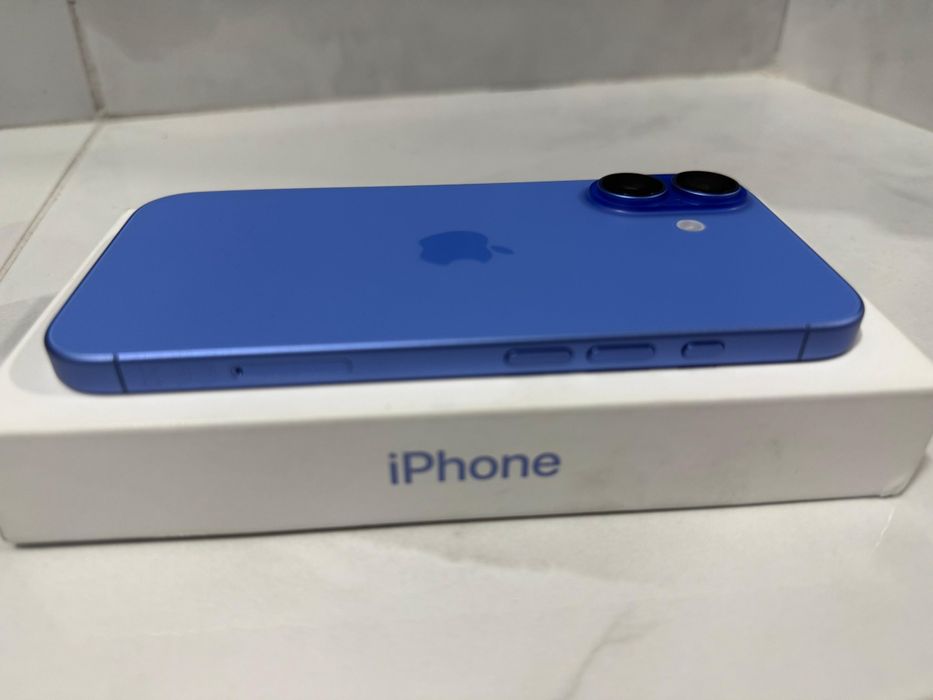 Ipbone 16/ Blue marine/ 128GB / Nou