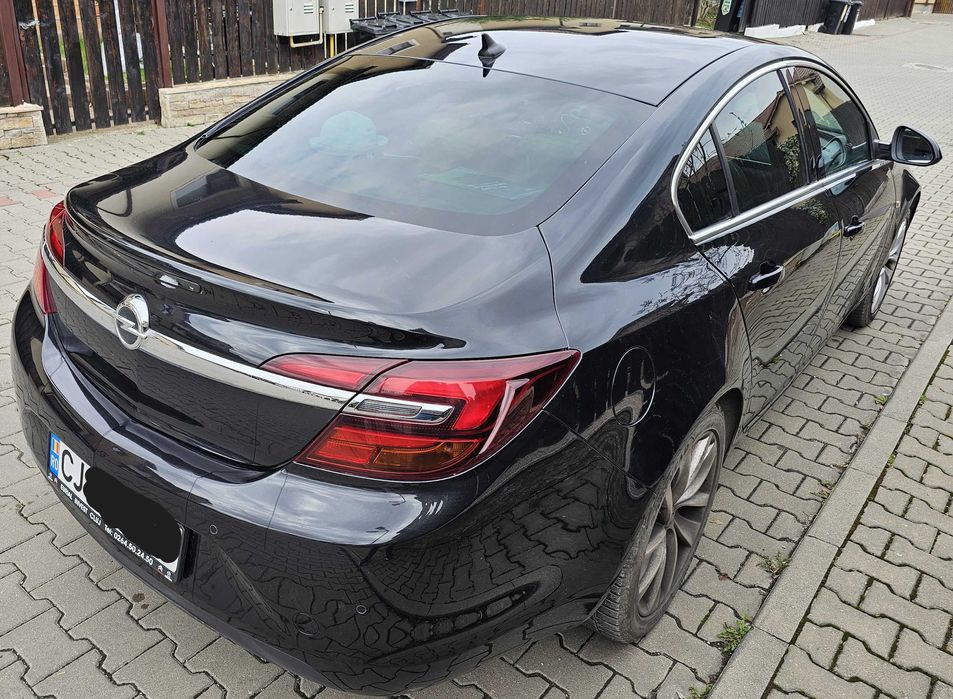 Opel Insignia Face lift negru metalizat nefumator piele maro, contrast