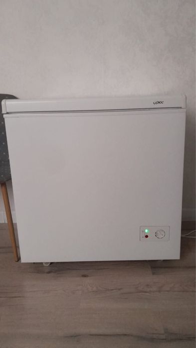 Продам морозильник