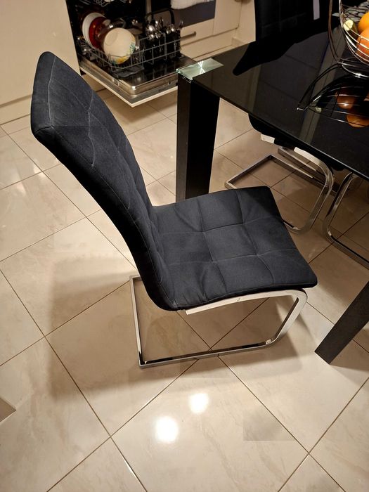 Маса и 6 стола за трапезария