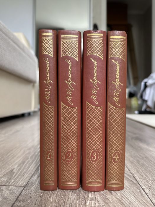 Продам книги, в хорошем состоянии