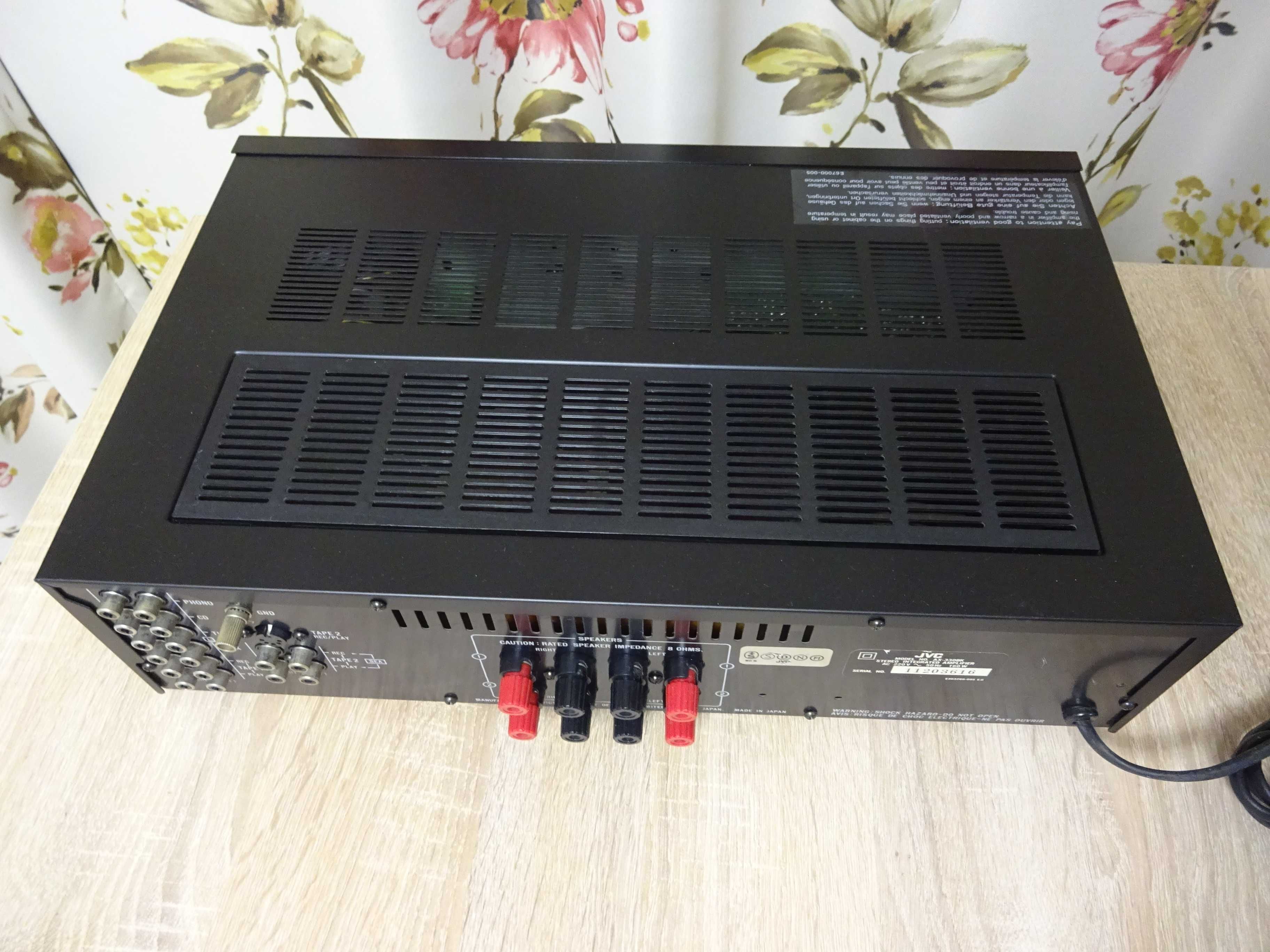 Amplificator JVC, 2x55W