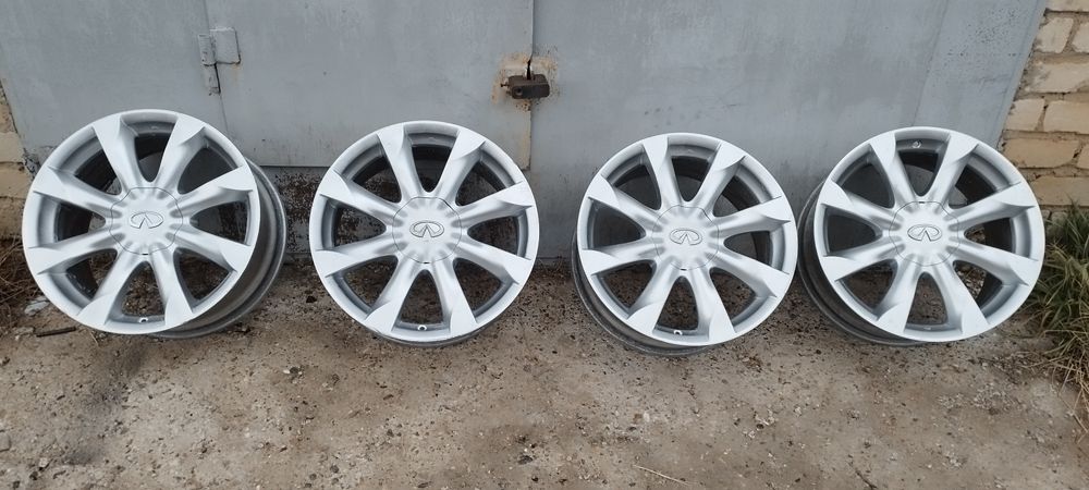 Продам диски R18 разболтовка 5/114.3