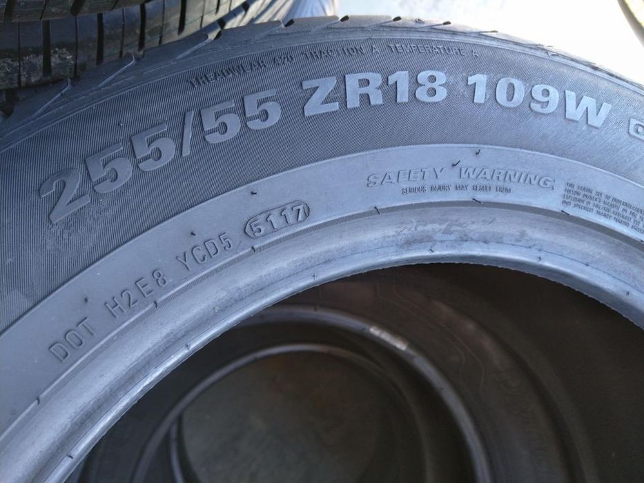 255 55 18, 225 55 18, 235 55 18, 235 60 18, 225 60 18, 215 55 18, 245