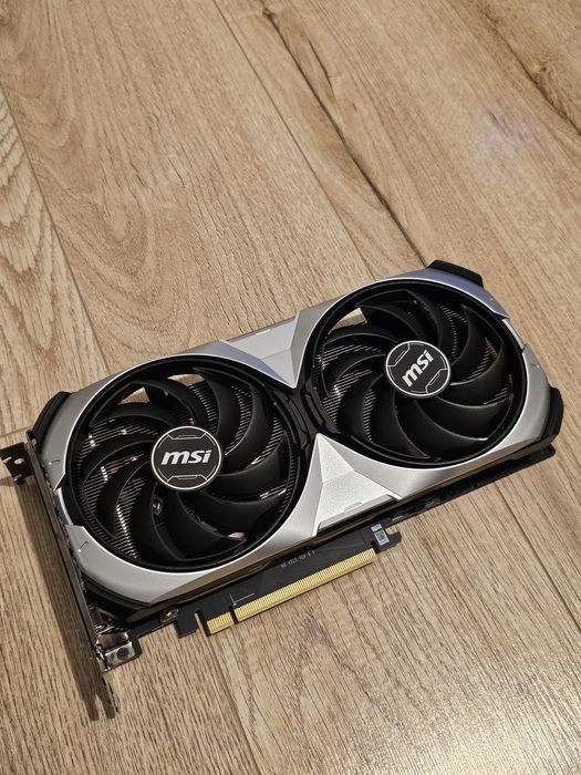 Placă video nVidia RTX 4070 12gb MSI