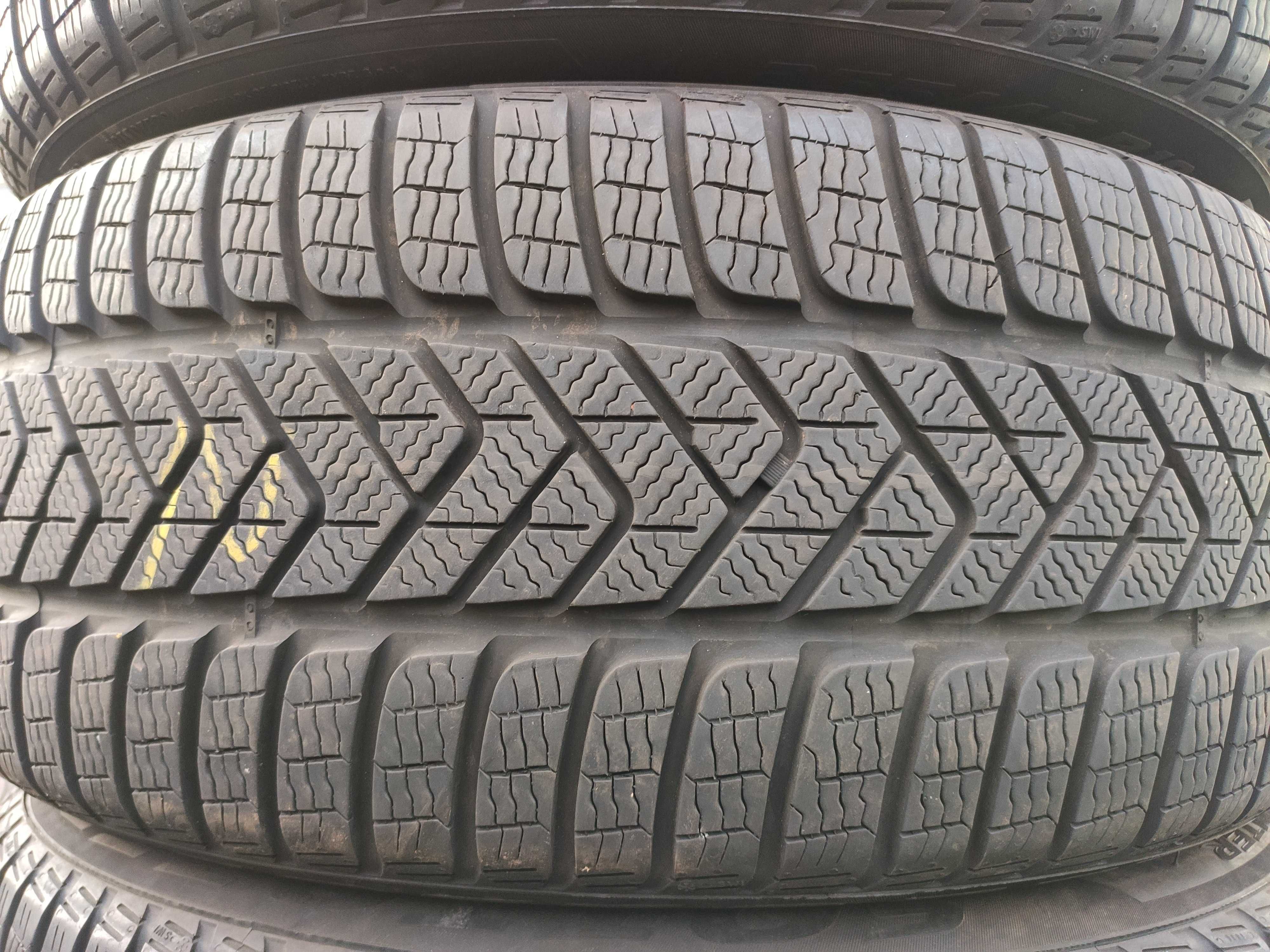 4бр Зимни гуми 255 45 19 - Pirelli - DOT 2022, 2023
