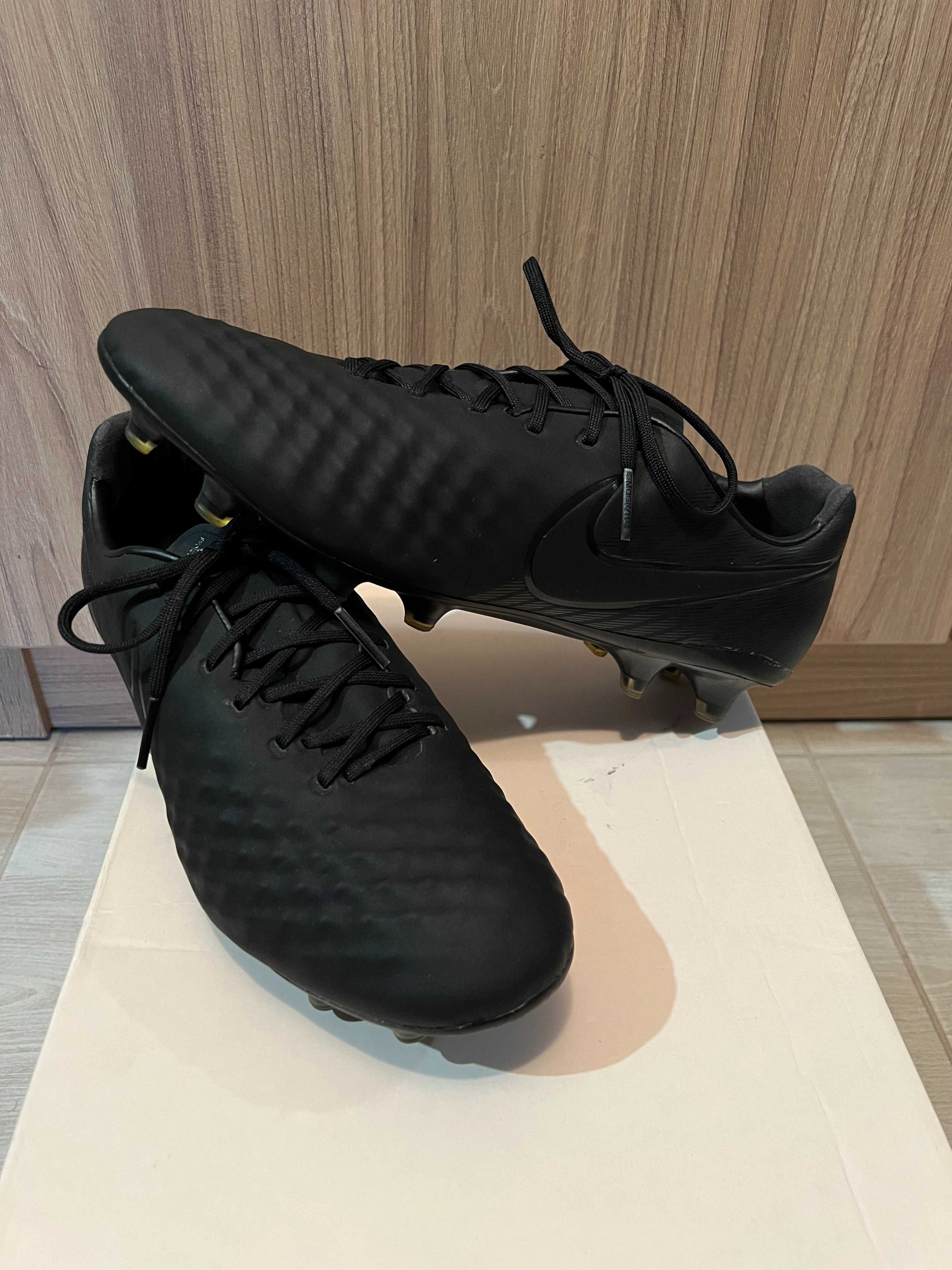 nike magista OPUS II ACC blackout бутонки ,калеври ,футболни обувки 45