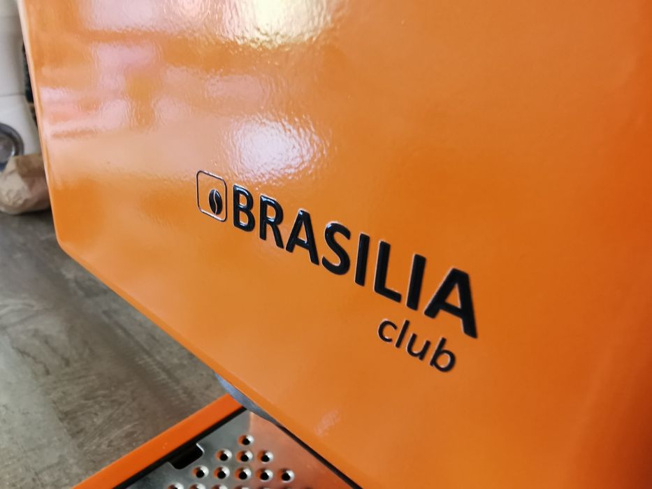 Brasilia club кафе машина
