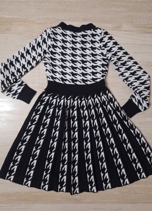 Рокличка за момиченце на 5-6 годинки