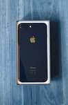 iPhone 8 plus 64 GB и кейс за телефон
