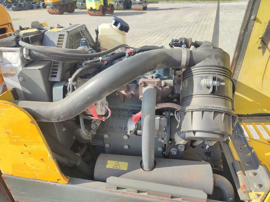 Cilindru vibro-compactor cu telecomanda Wacker Neuson RTK-SC3