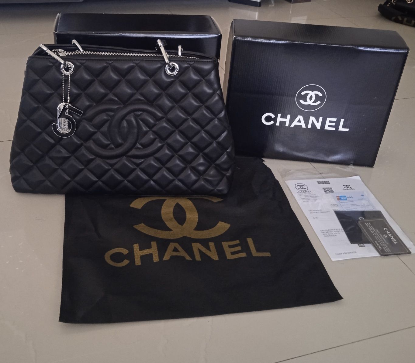 Vand geanta Chanel, D & G cu acte!