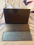 Vând Laptop Asus Zenbook Pro Duo