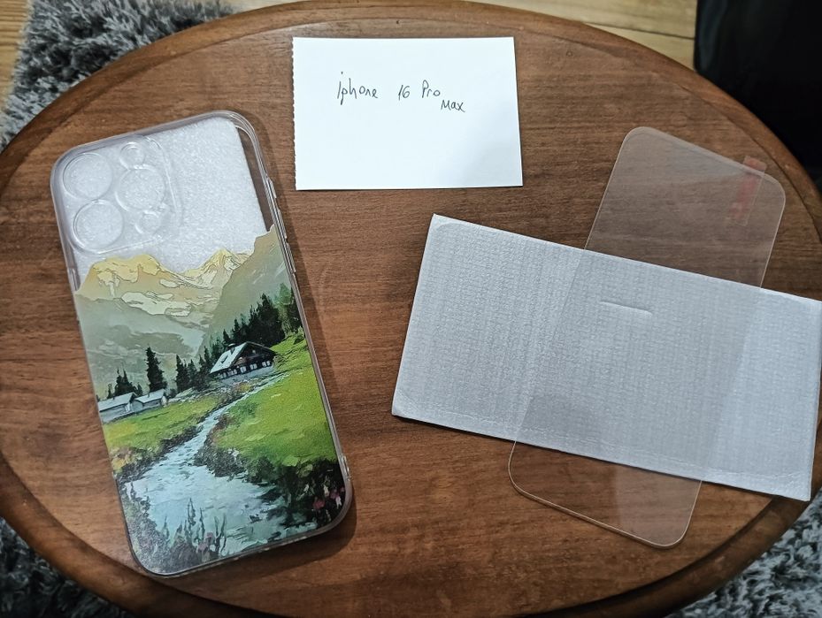 Set husă și folie de sticlă iPhone Pro Max