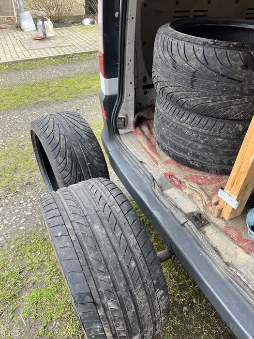 Cauciucuri Hank istoric w 124, 2,5 d cu tot la zi