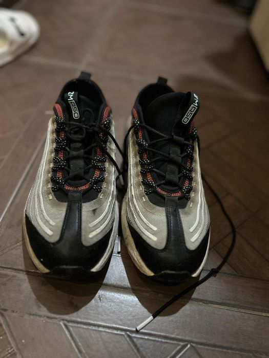 Маратонки nike , запазени