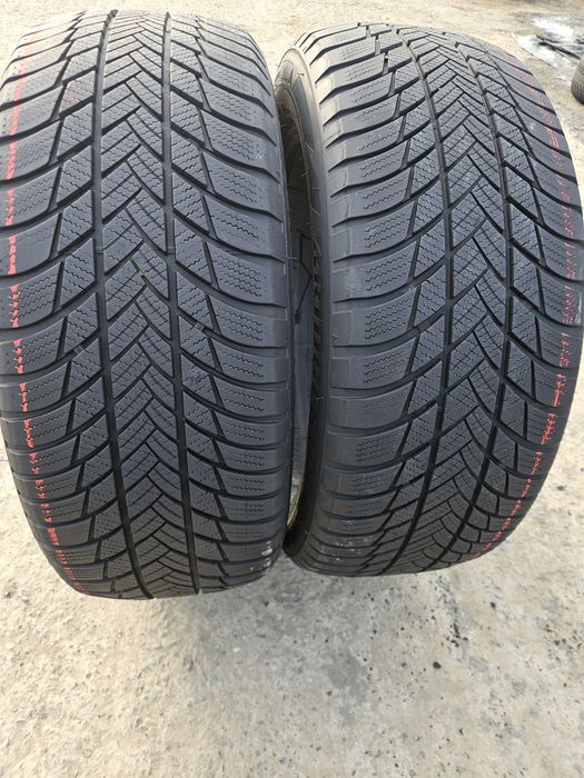 Vând anvelope iarna 225/55/18 225/55r18 BRIGESTONE