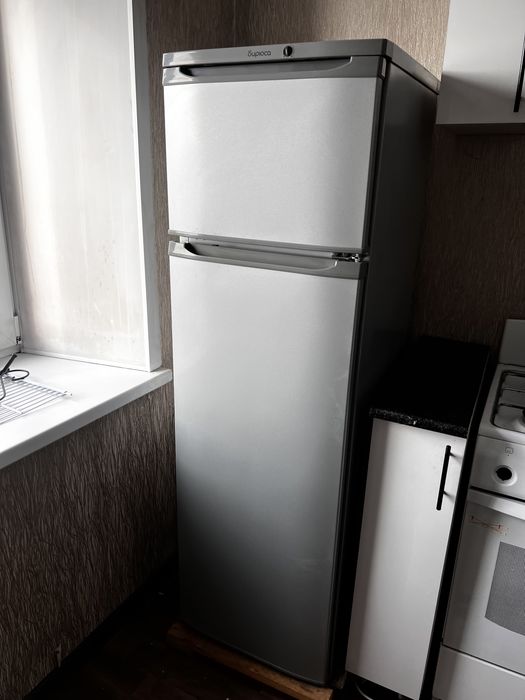 Продам холодильник Берюса