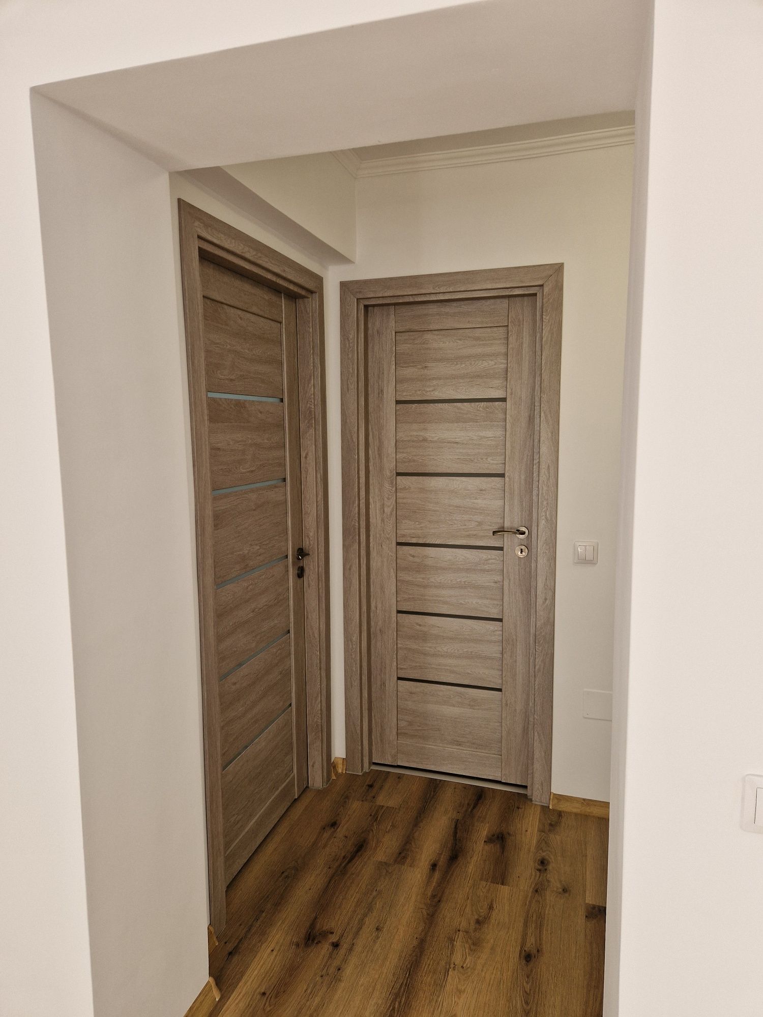 Proprietar vând apartament ultra finisat cu 3 camere zonă centrală Clu
