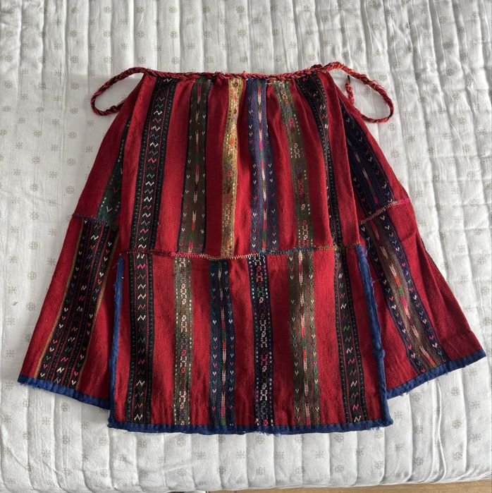 Valnic costum popular/ traditional